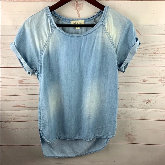 cloth & stone Tops - Cloth & Stone Day Drifter Light Blue Chambray Top